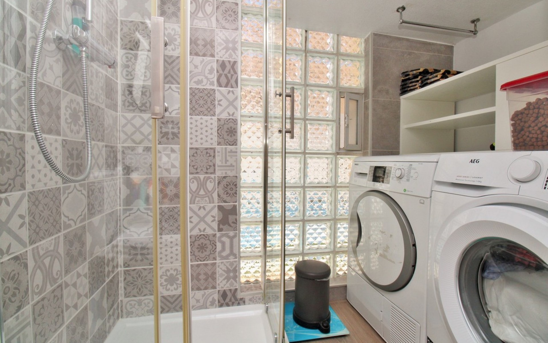 Resale - Townhouse - Villamartin