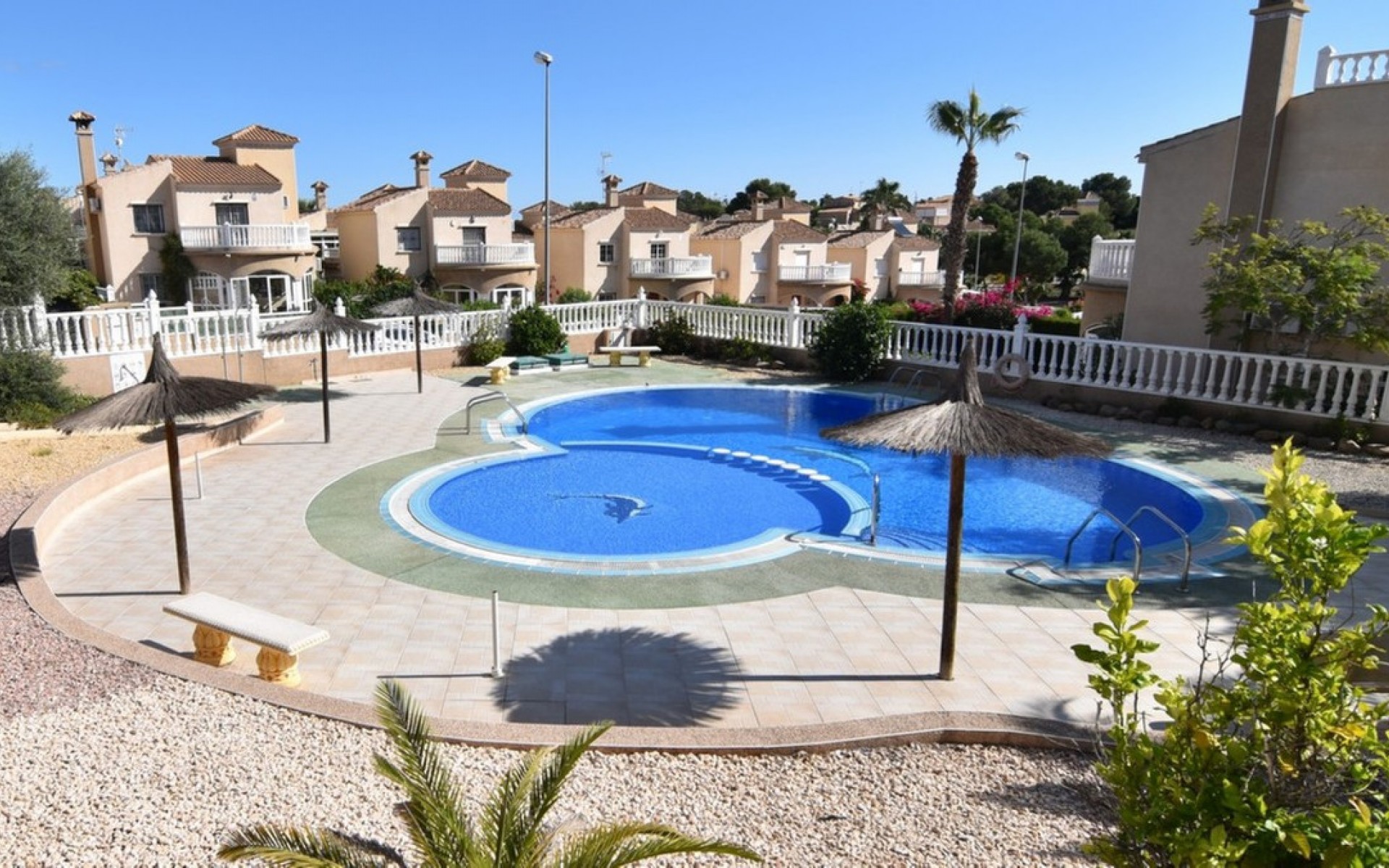Resale - Townhouse - Villamartin