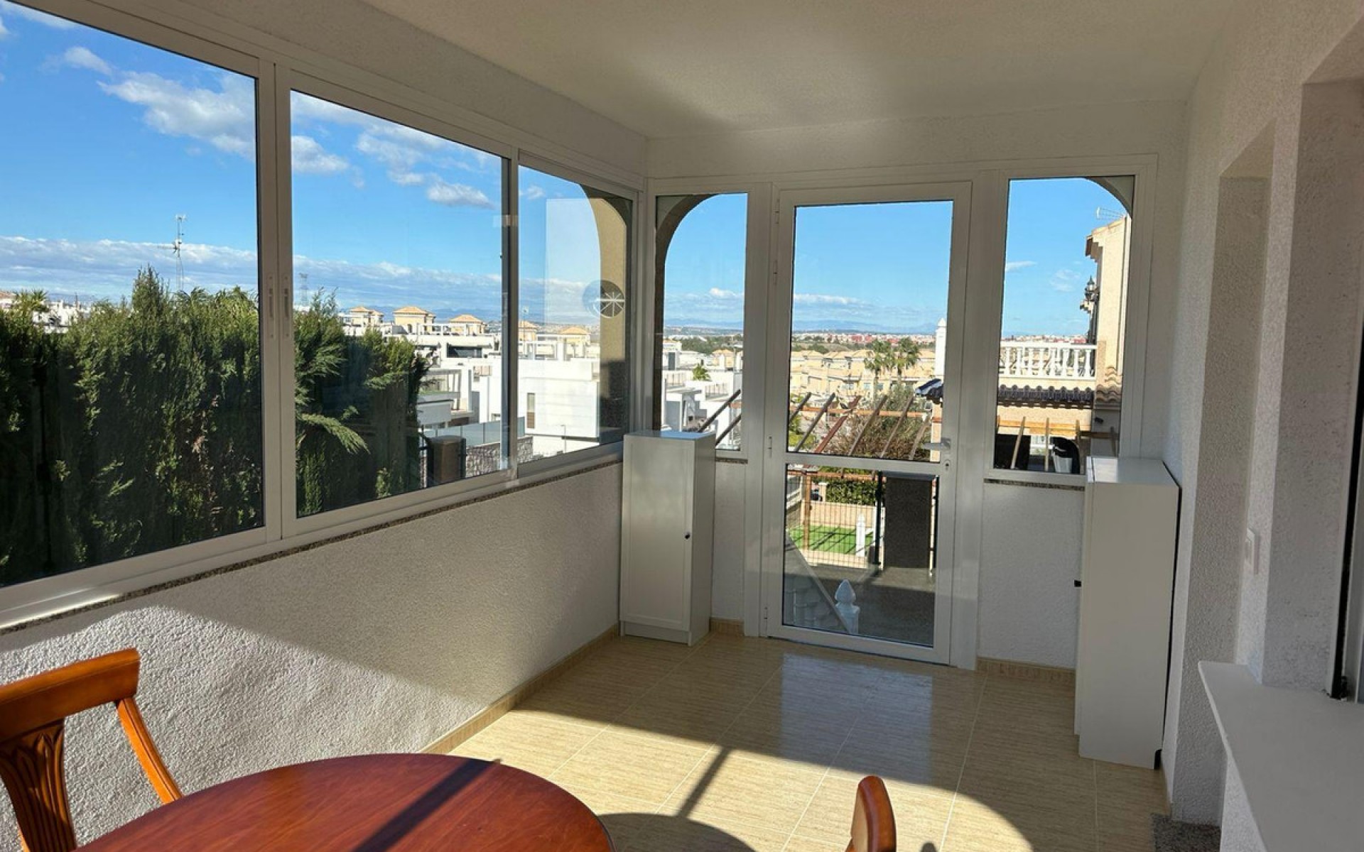Resale - Townhouse - Villamartin