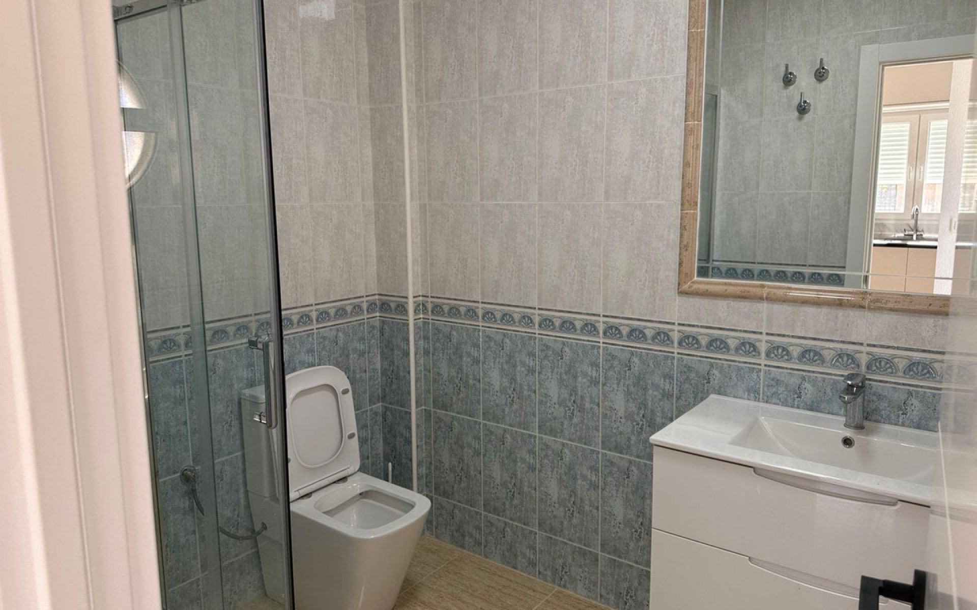 Resale - Townhouse - Villamartin