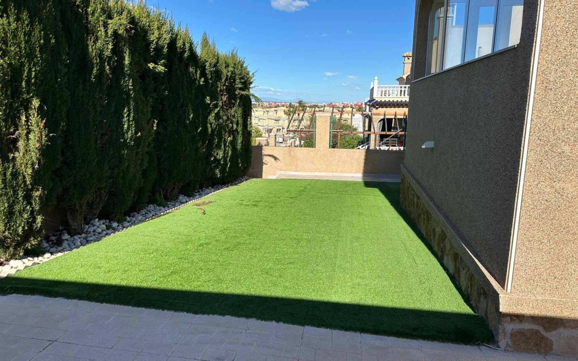 Resale - Townhouse - Villamartin