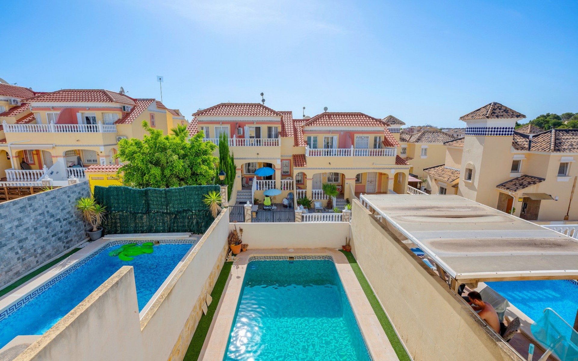 Resale - Townhouse - Villamartin
