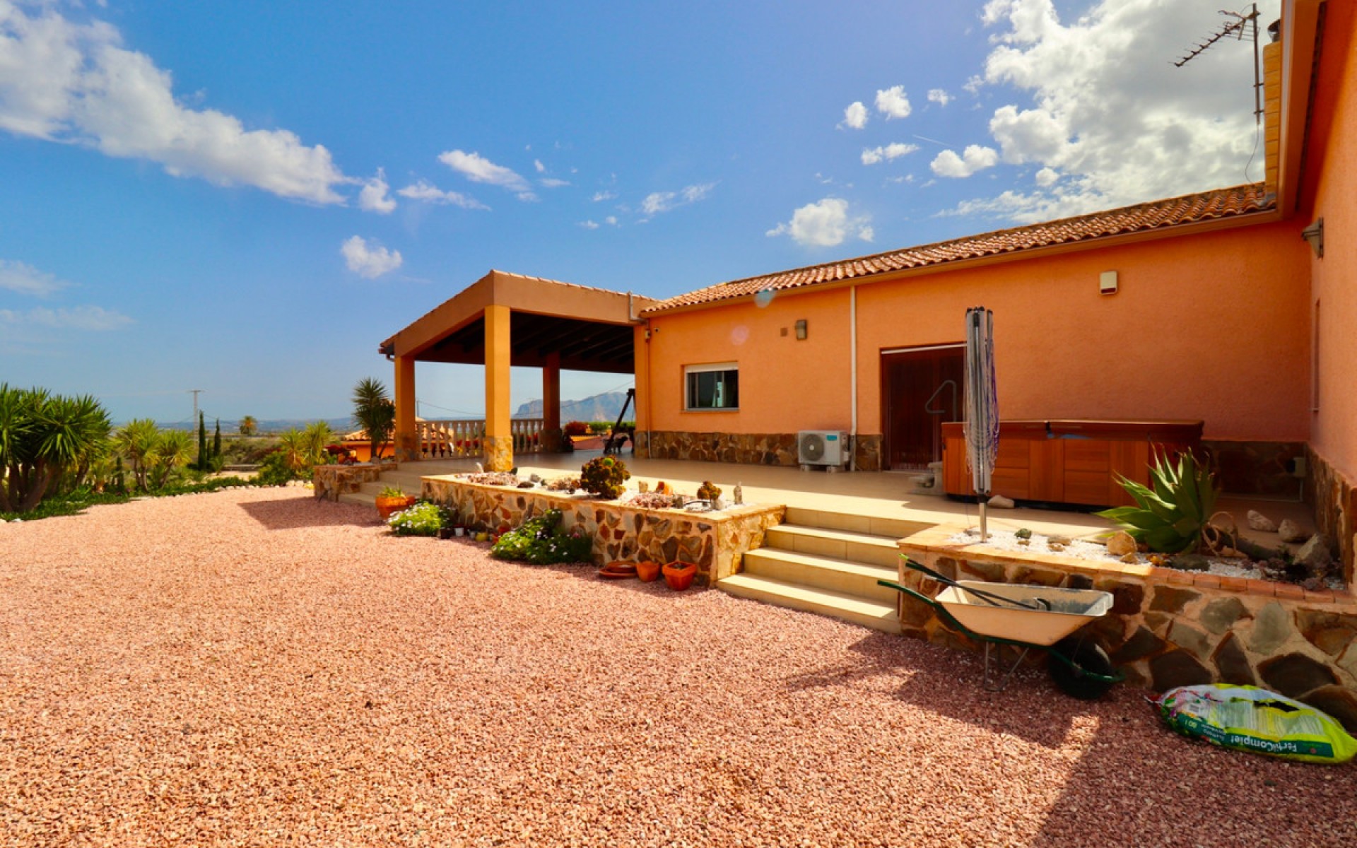Resale - Villa - Albatera - Albatera Centro