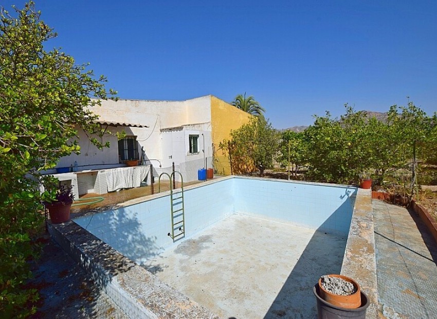 Resale - Villa - Albatera - Albatera Centro