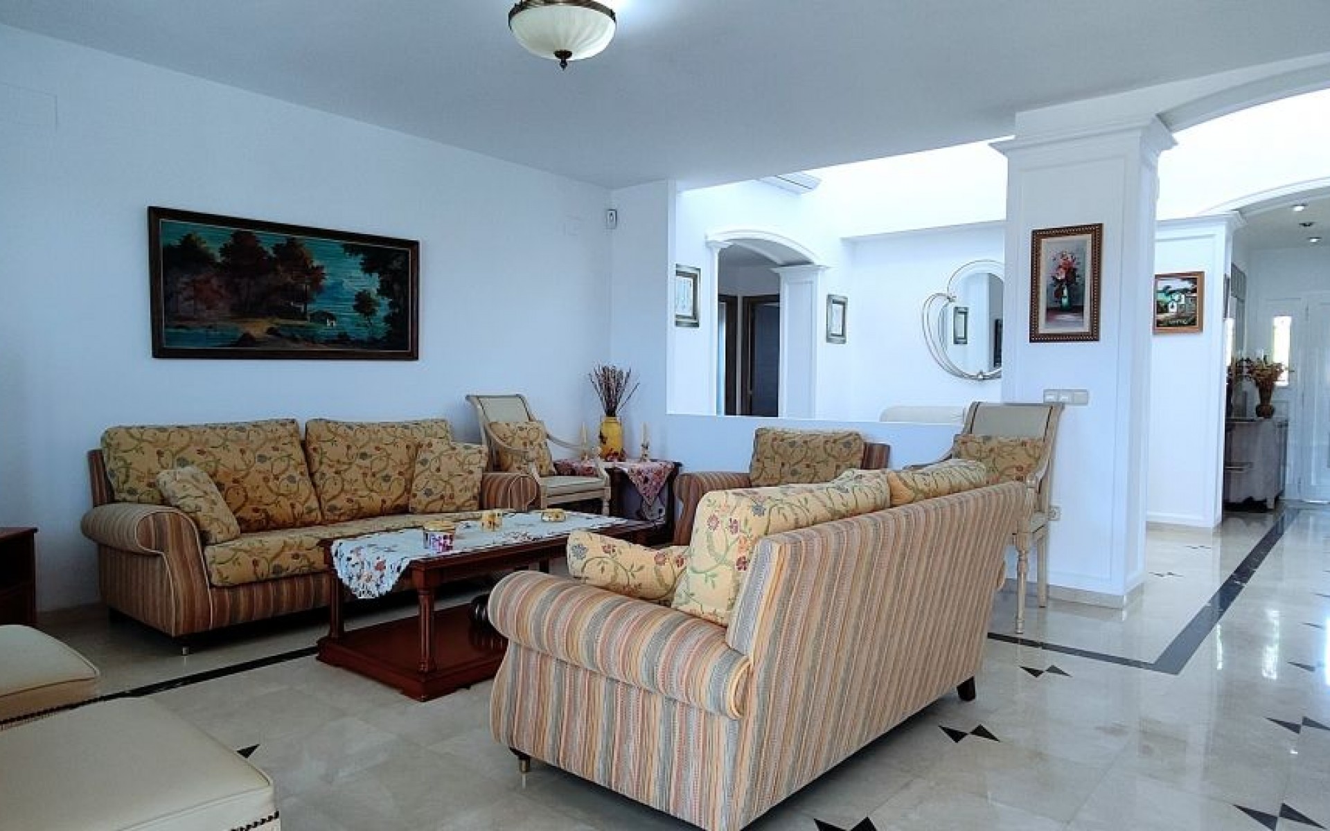 Resale - Villa - Albir