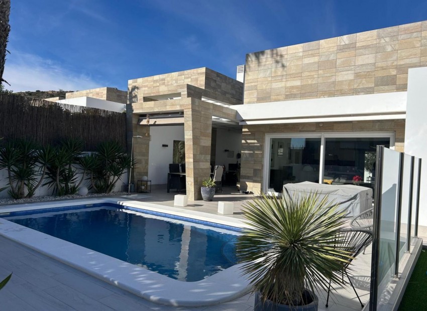 Resale - Villa - Algorfa - Algorfa Centro