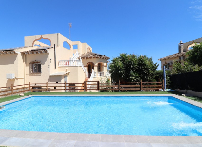 Resale - Villa - Algorfa - Algorfa Centro
