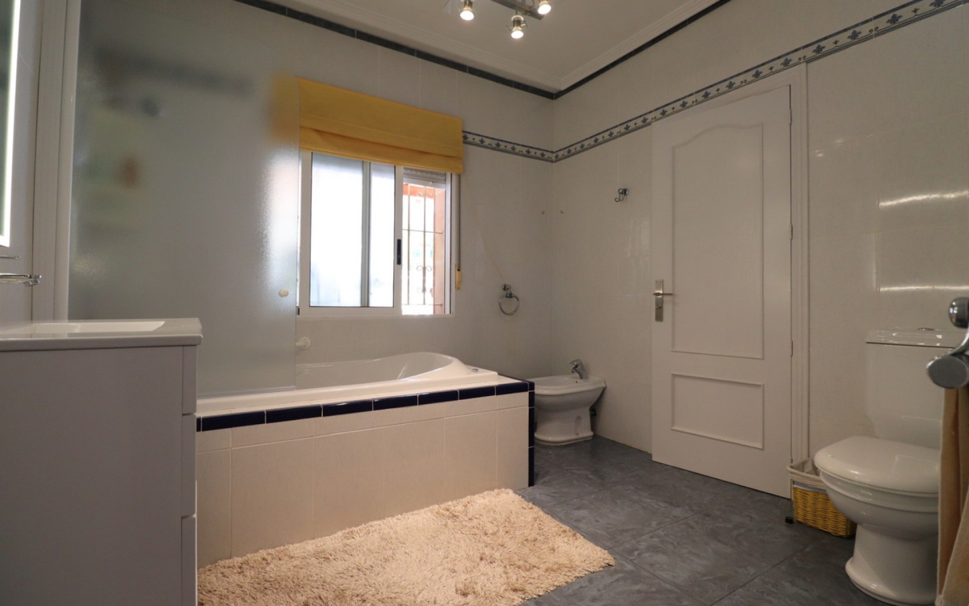 Resale - Villa - Algorfa - Algorfa Centro