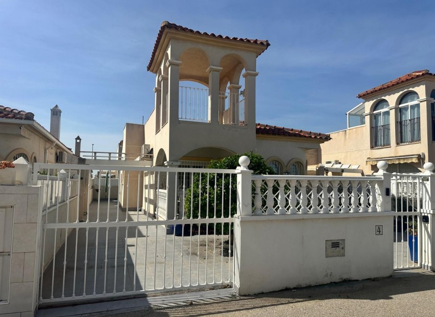 Resale - Villa - Algorfa - Algorfa Centro