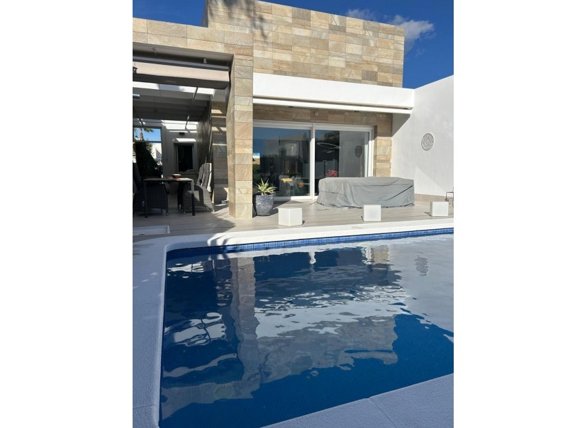 Resale - Villa - Algorfa - Algorfa Centro