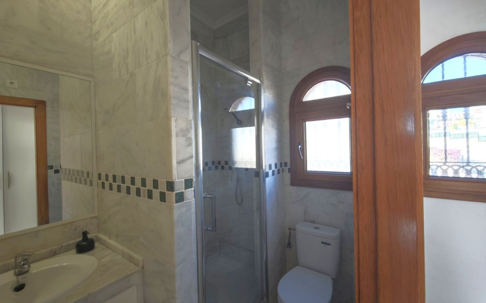 Resale - Villa - Algorfa - Algorfa Centro