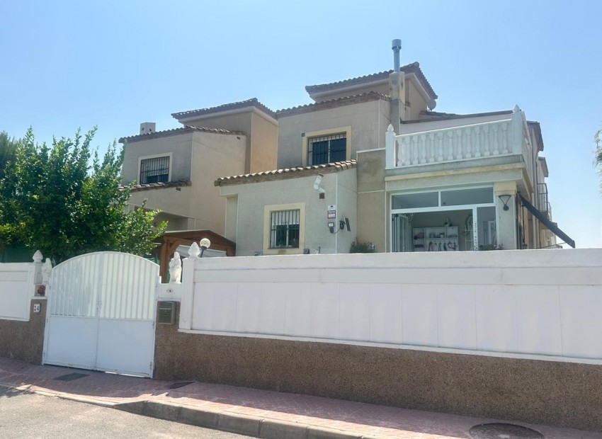 Resale - Villa - Algorfa - Algorfa Centro