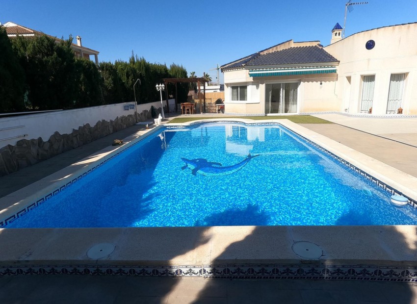 Resale - Villa - Algorfa - Algorfa Centro