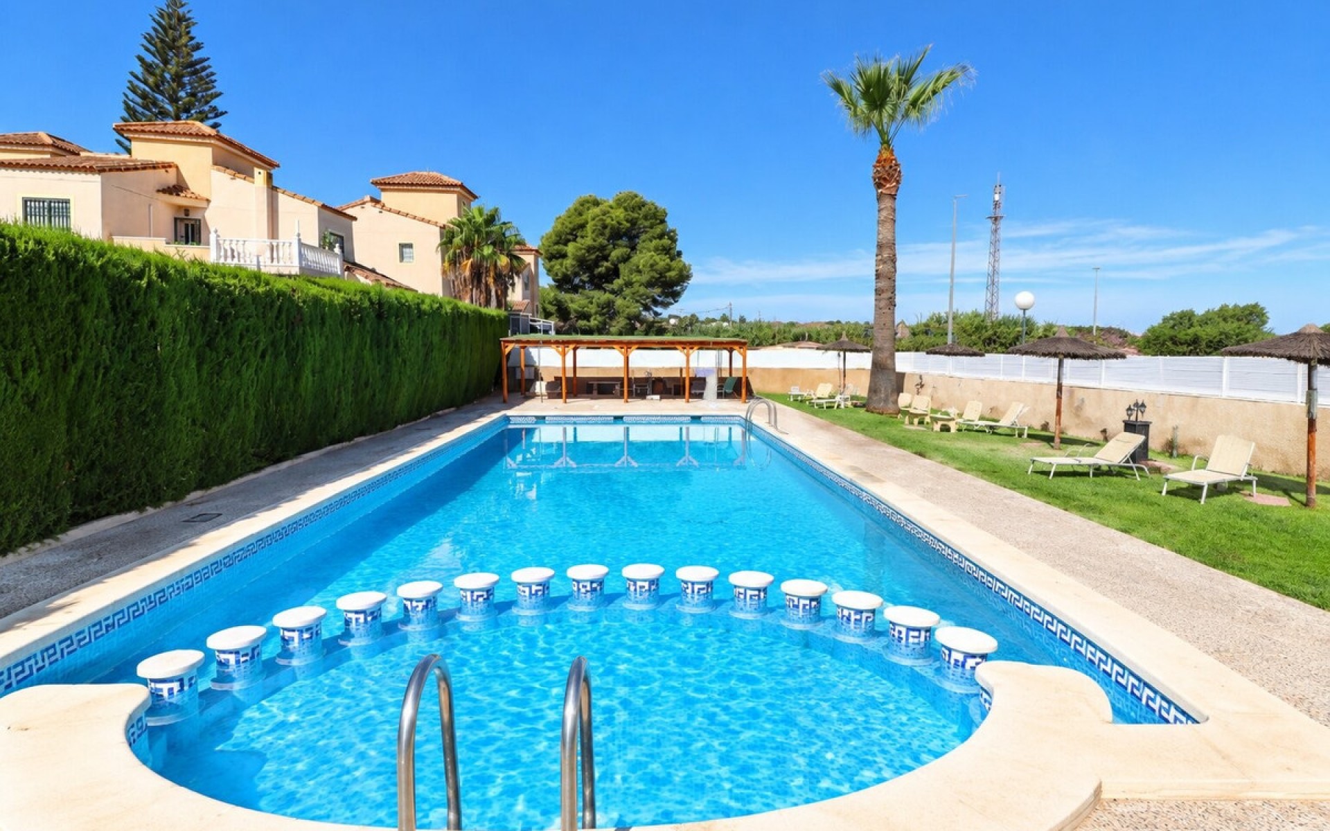 Resale - Villa - Algorfa - Algorfa Centro