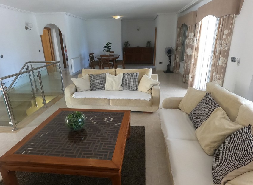 Resale - Villa - Algorfa - Algorfa Centro