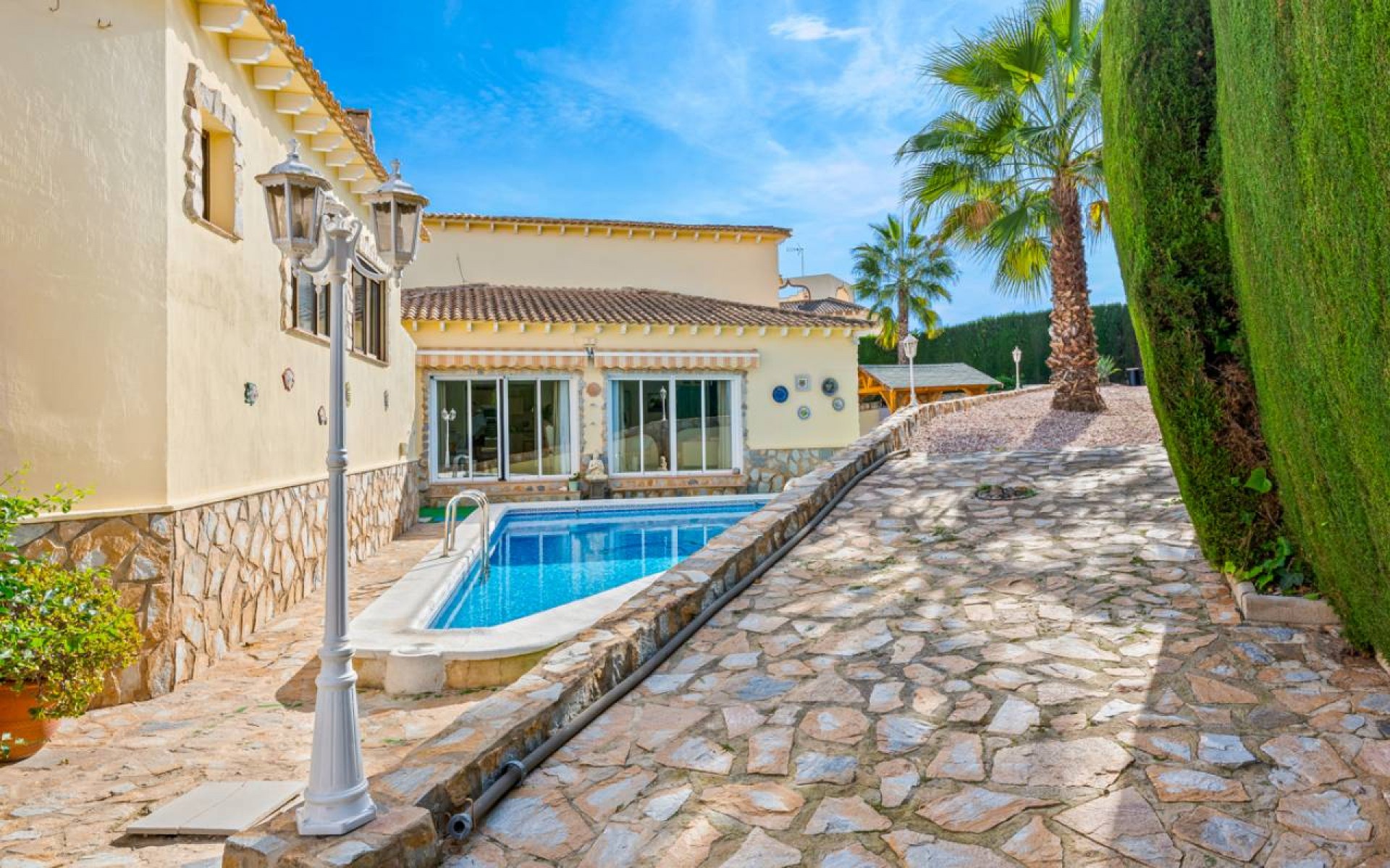 Resale - Villa - Algorfa - Castillo de montemar
