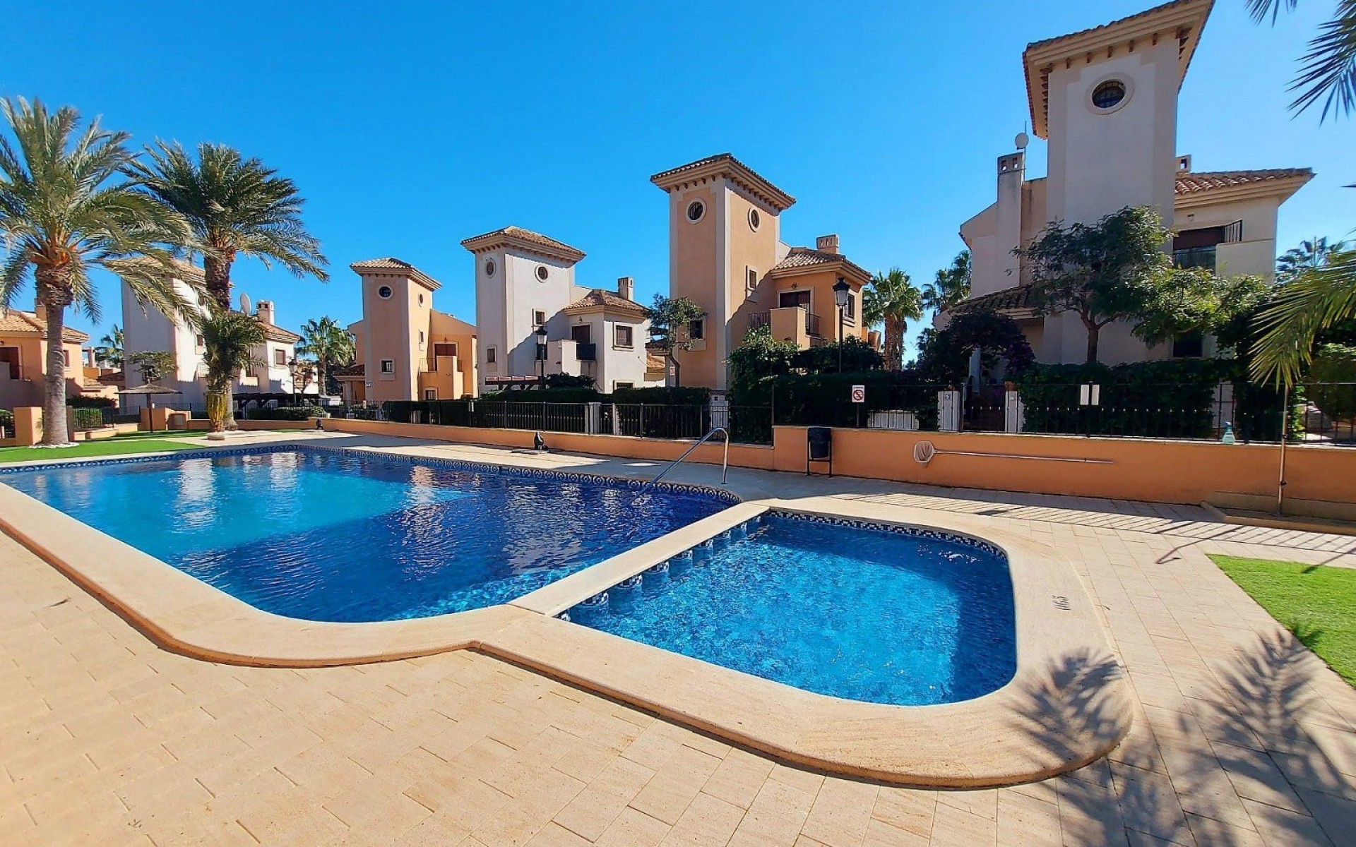 Resale - Villa - Algorfa - La Finca Golf