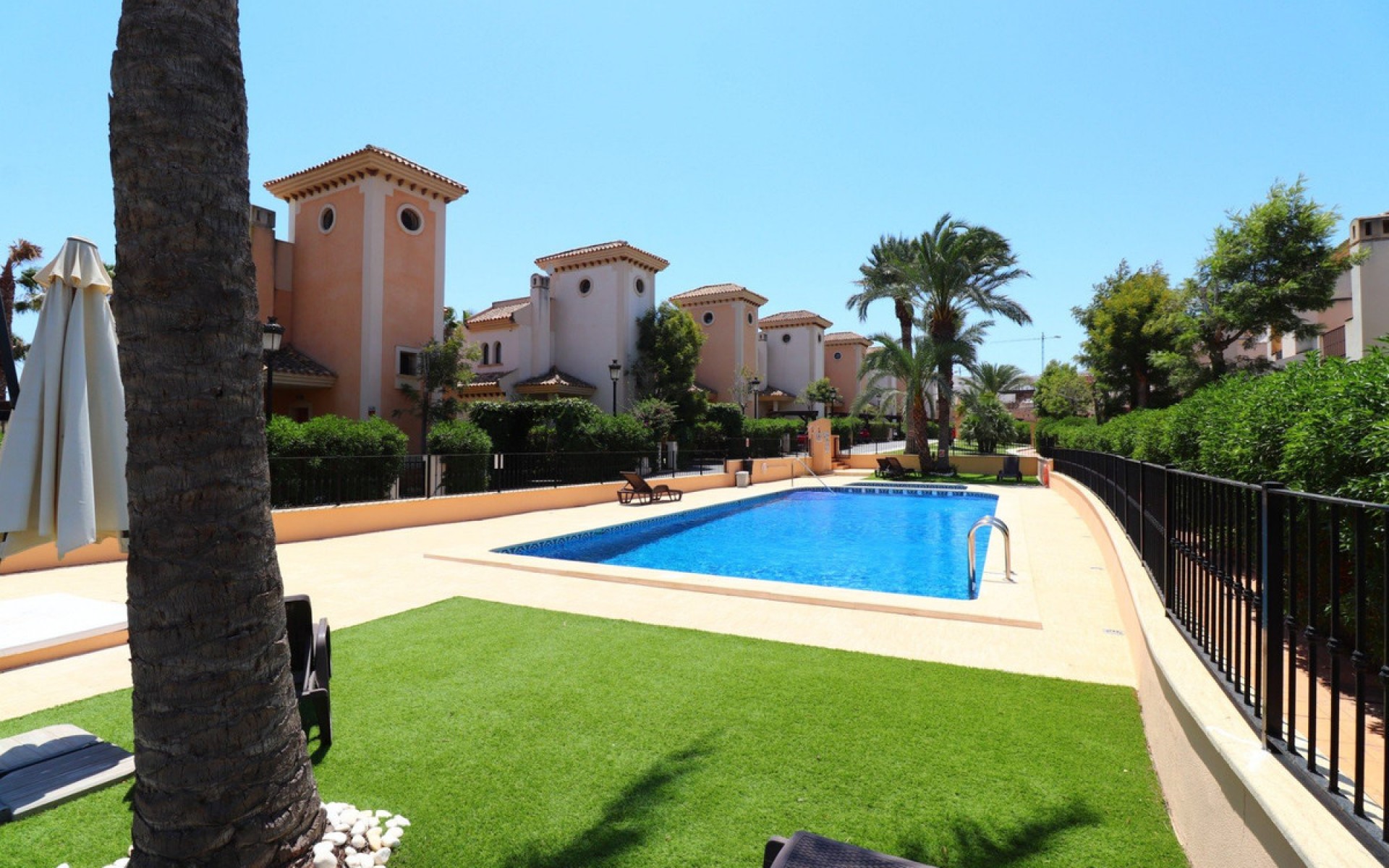Resale - Villa - Algorfa - La Finca Golf