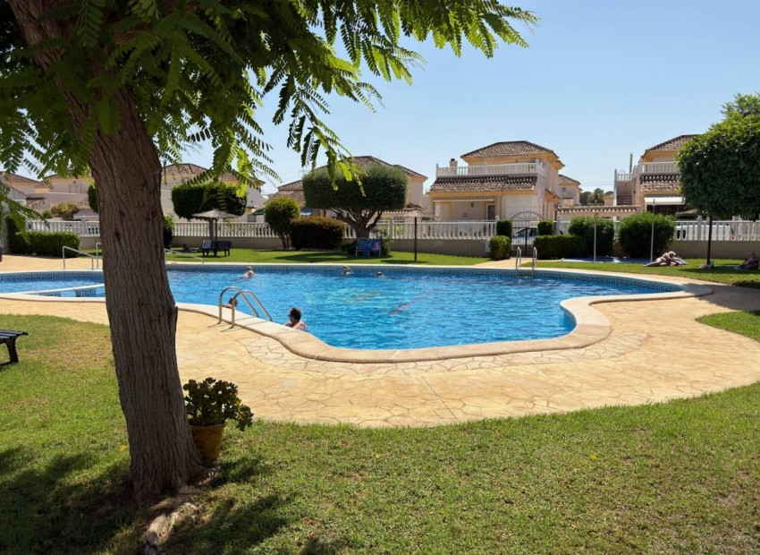 Resale - Villa - Algorfa - Lo Crispín