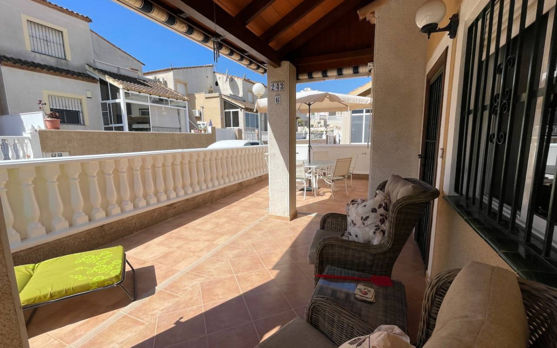 Resale - Villa - Algorfa