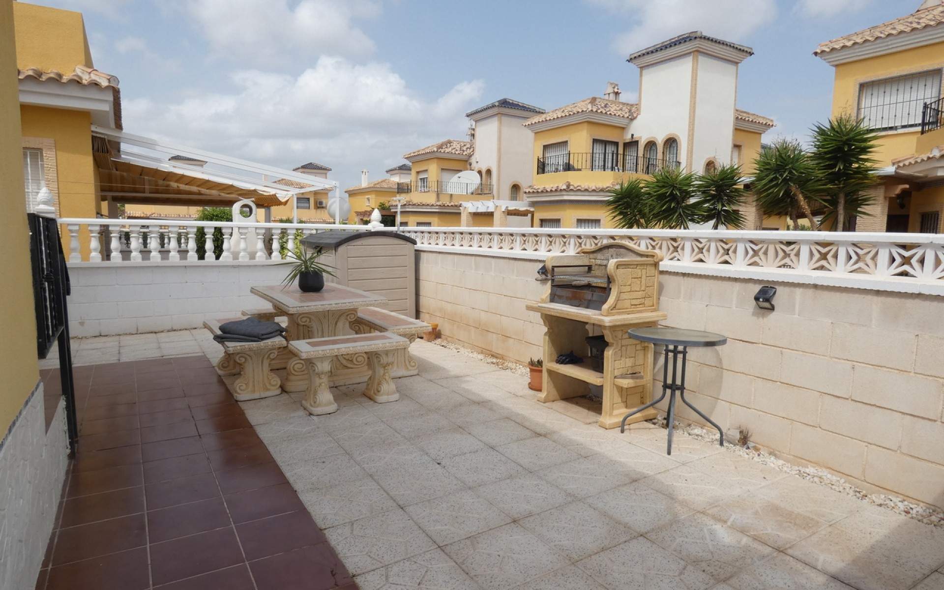 Resale - Villa - Algorfa