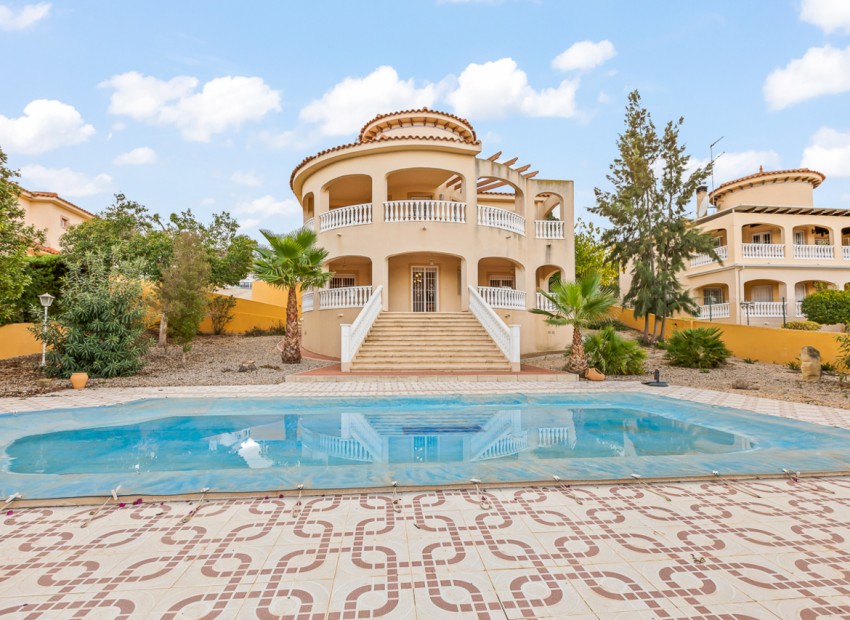 Resale - Villa - Algorfa
