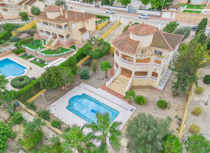 Resale - Villa - Algorfa