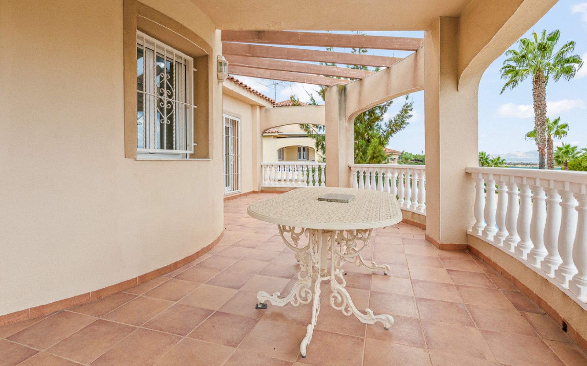 Resale - Villa - Algorfa