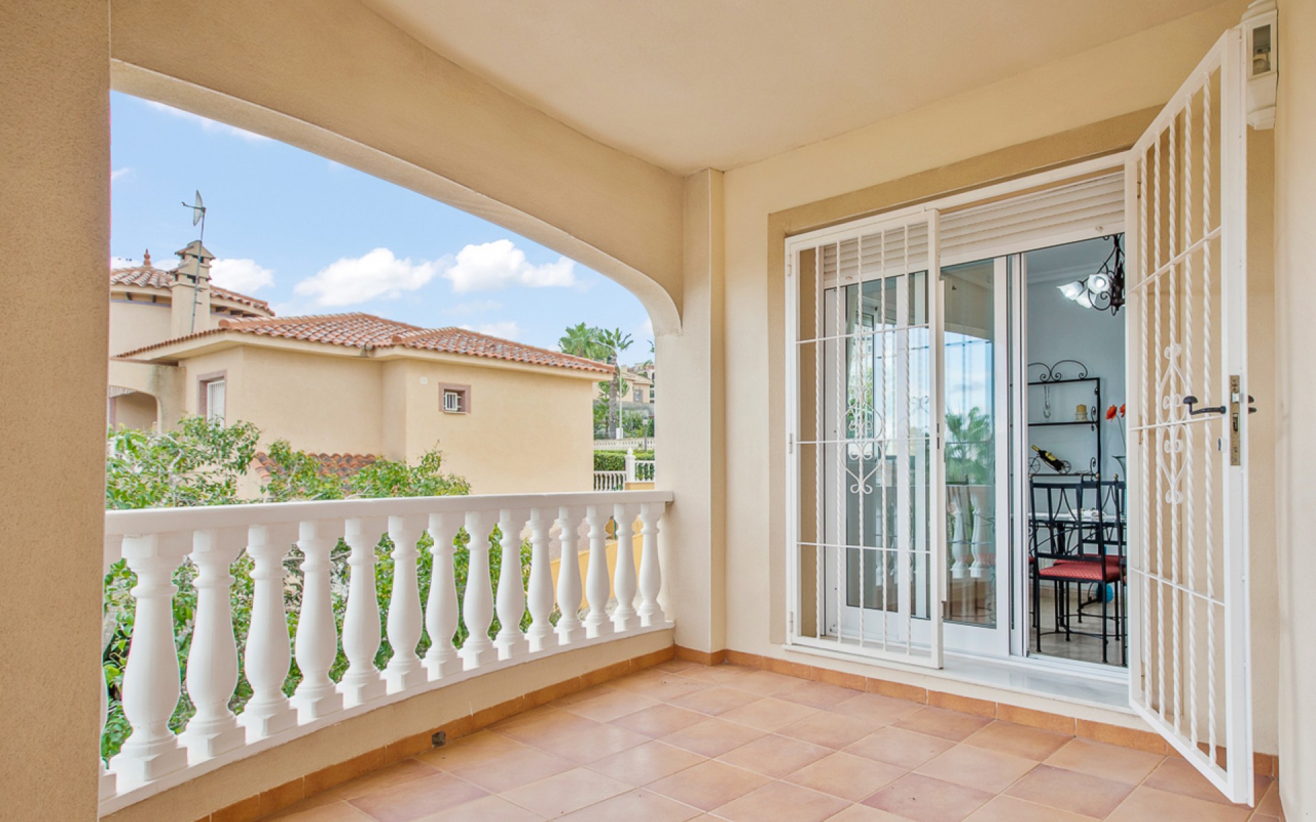 Resale - Villa - Algorfa