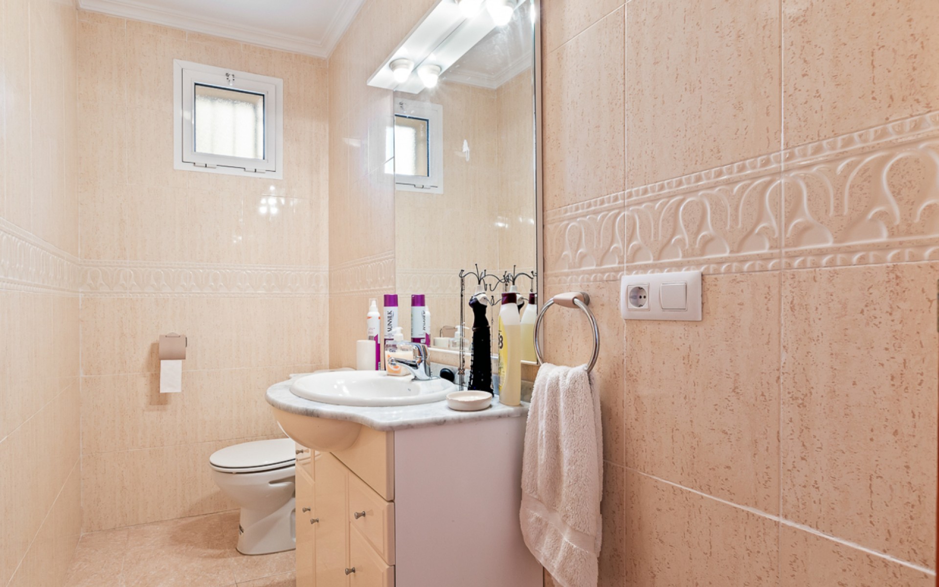 Resale - Villa - Algorfa