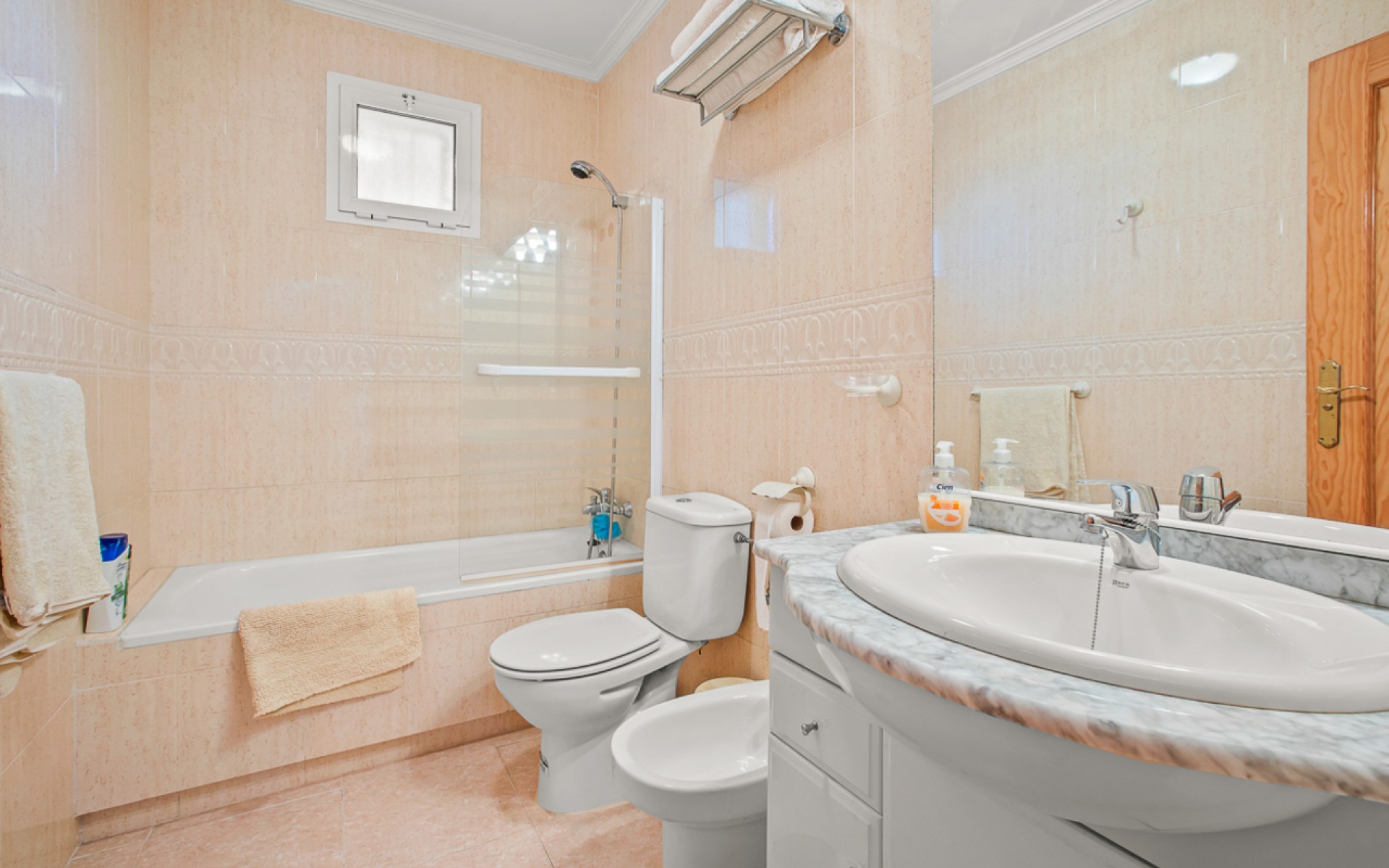 Resale - Villa - Algorfa