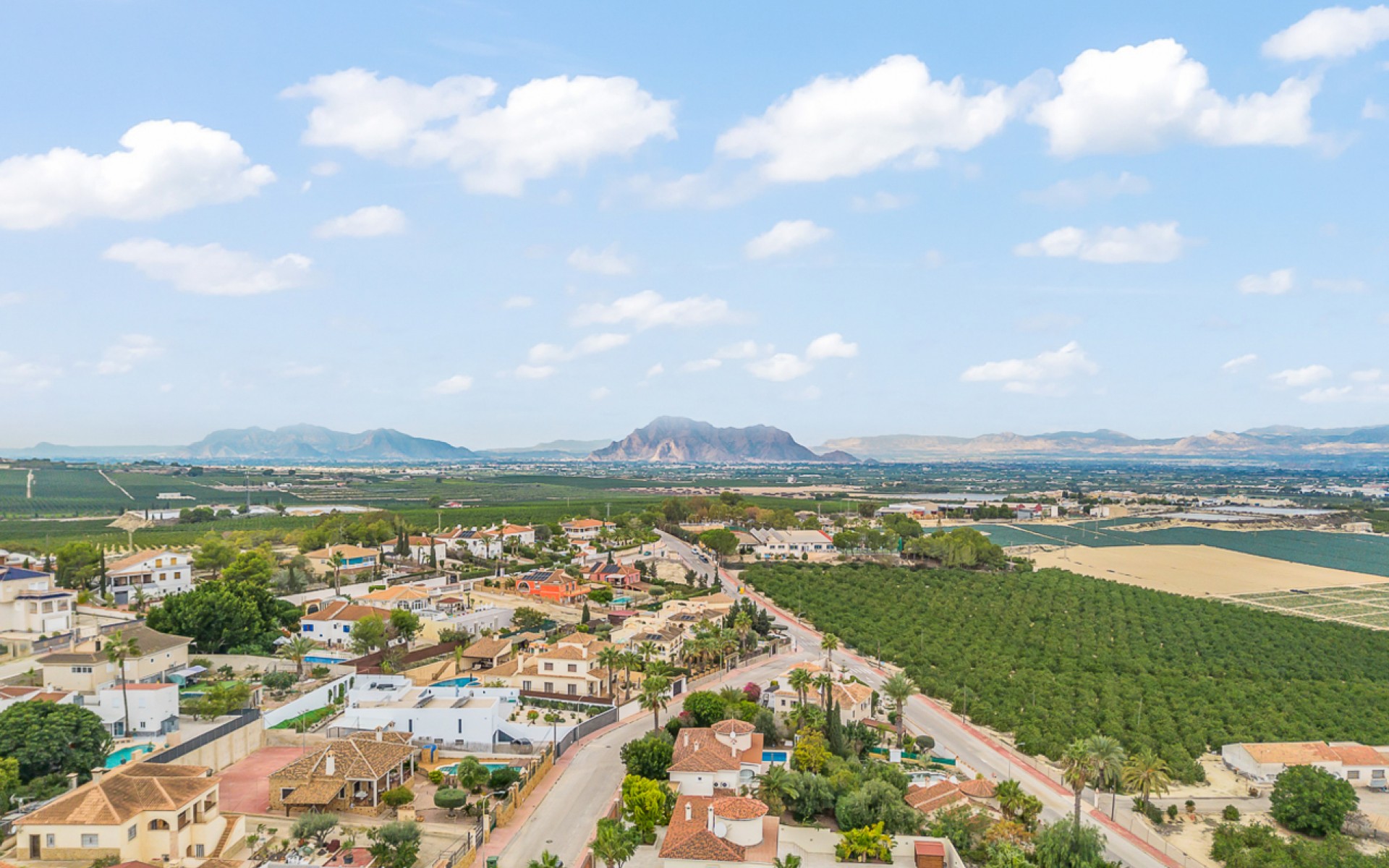 Resale - Villa - Algorfa