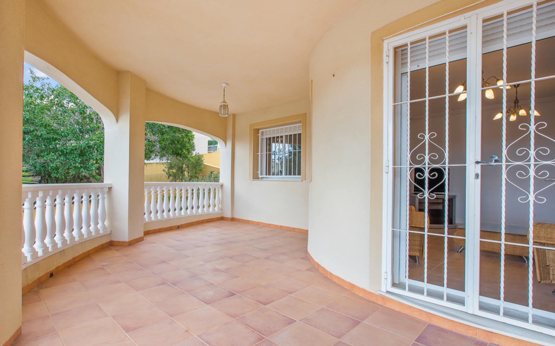 Resale - Villa - Algorfa