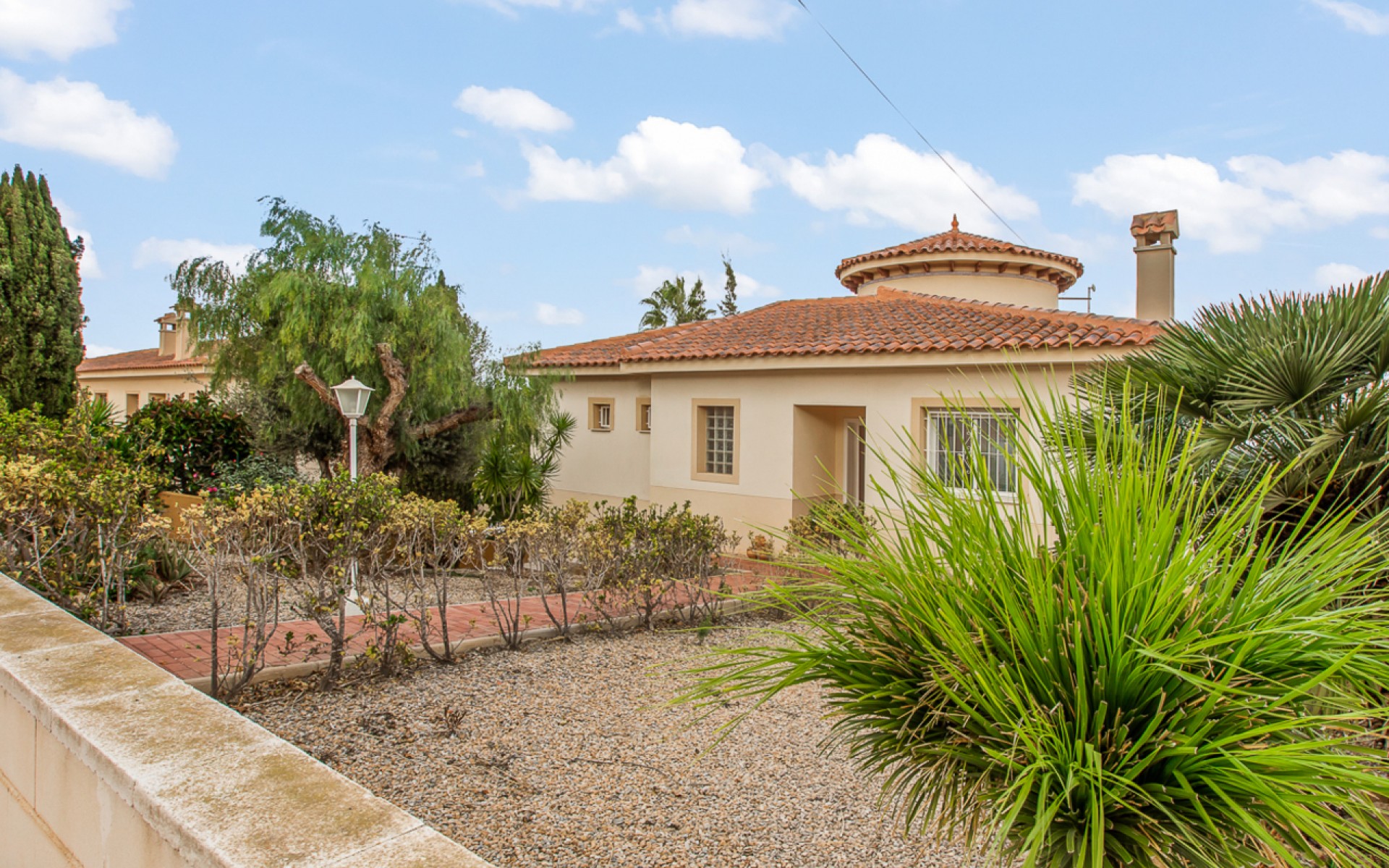 Resale - Villa - Algorfa