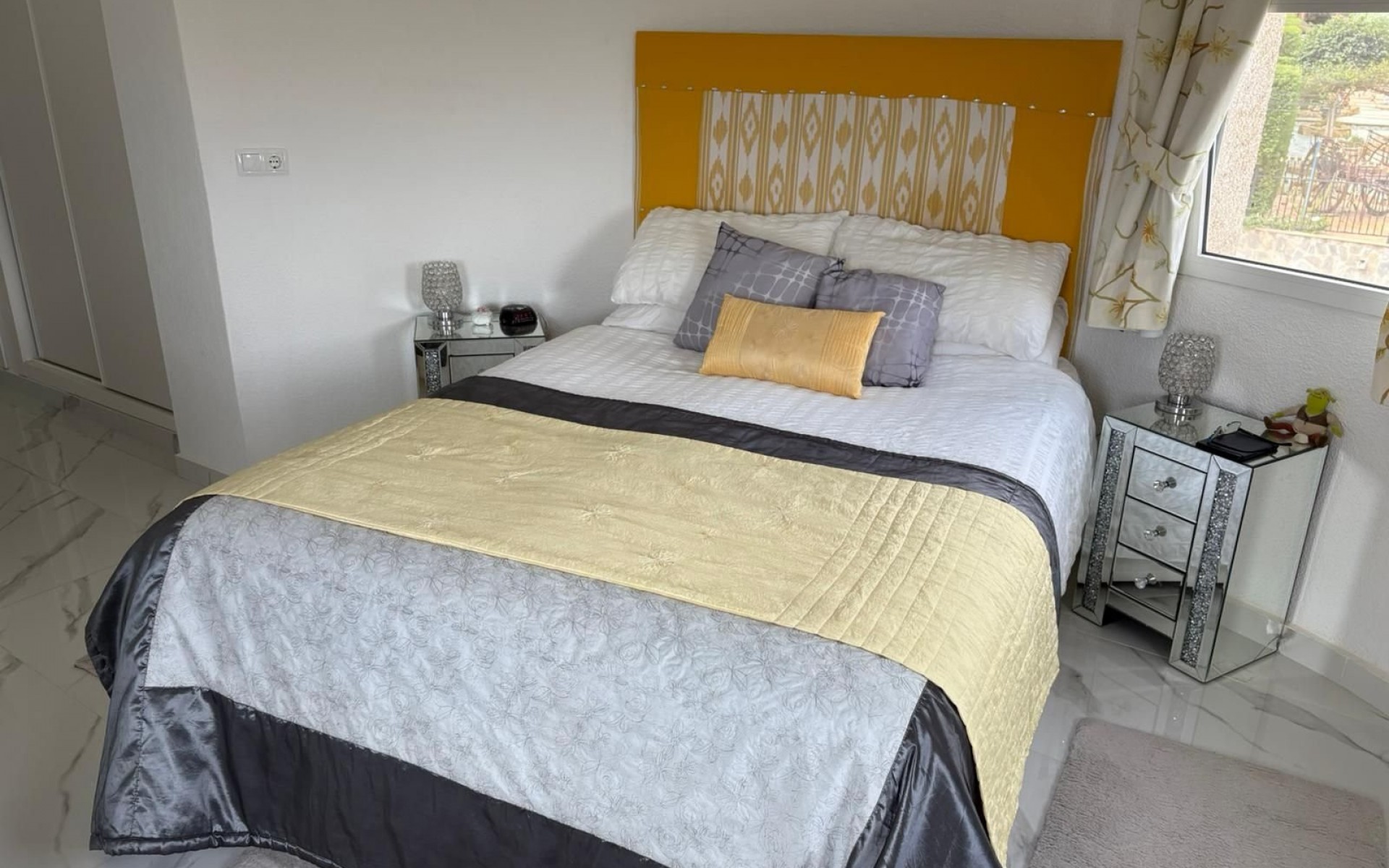 Resale - Villa - Algorfa