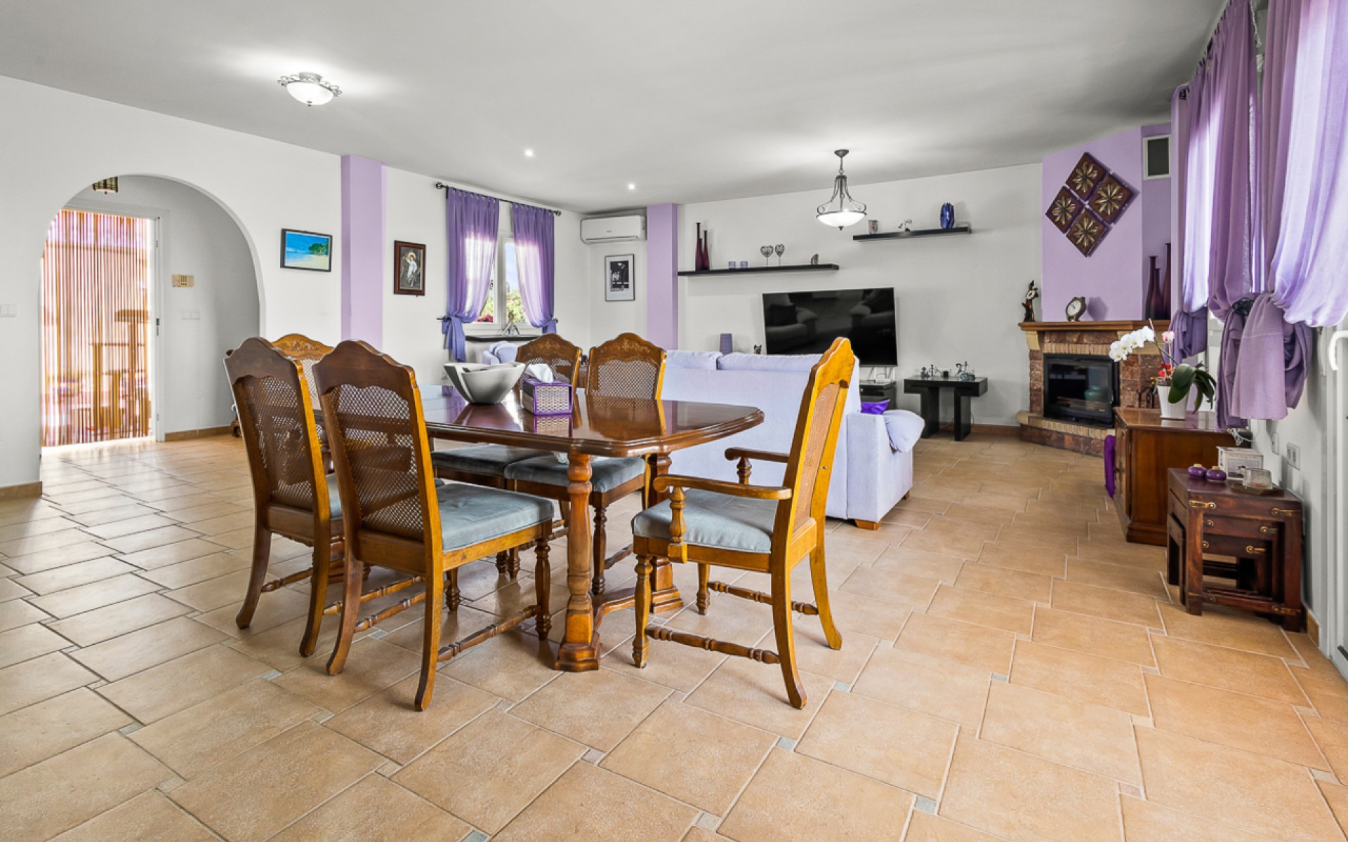 Resale - Villa - Algorfa
