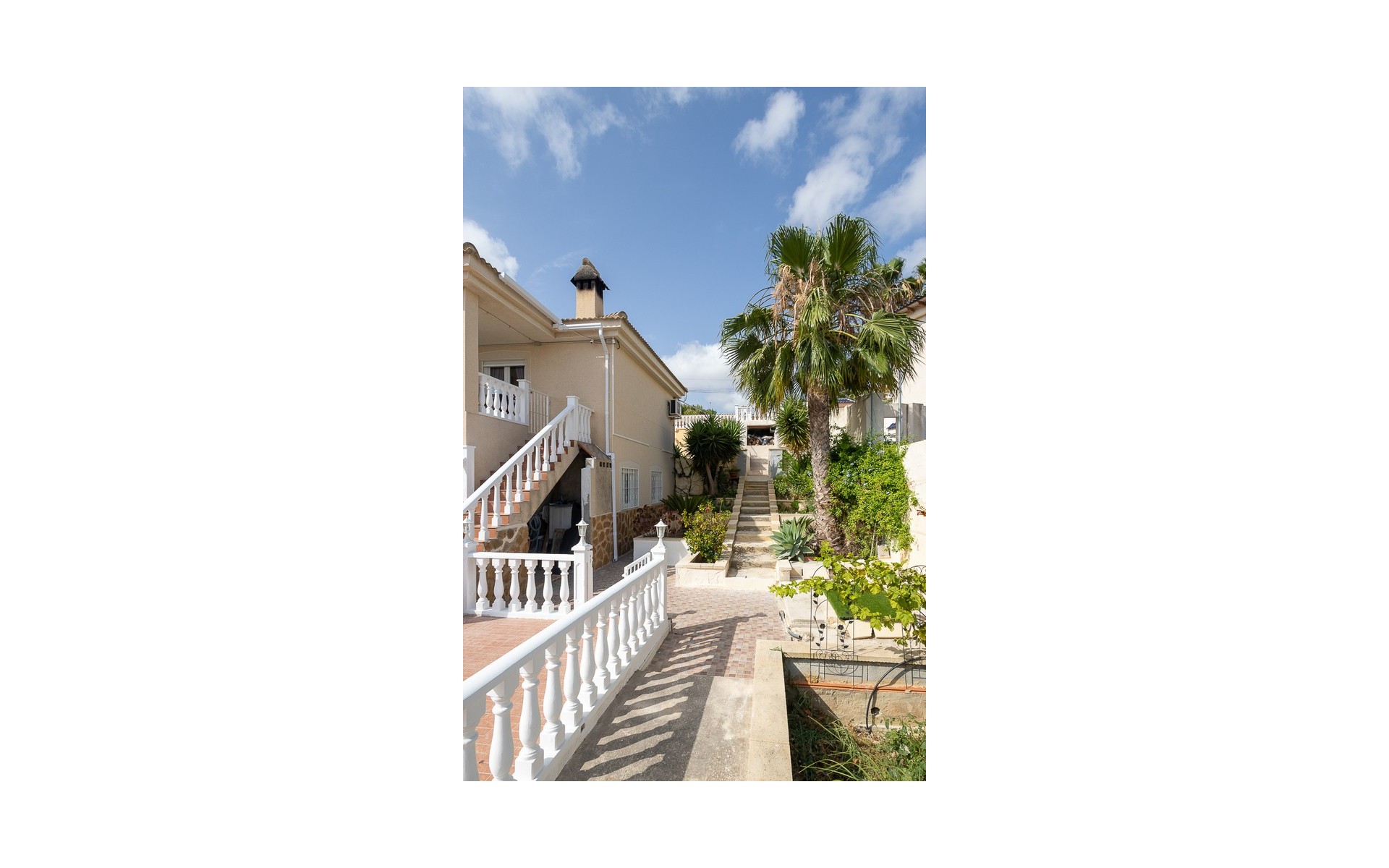 Resale - Villa - Algorfa