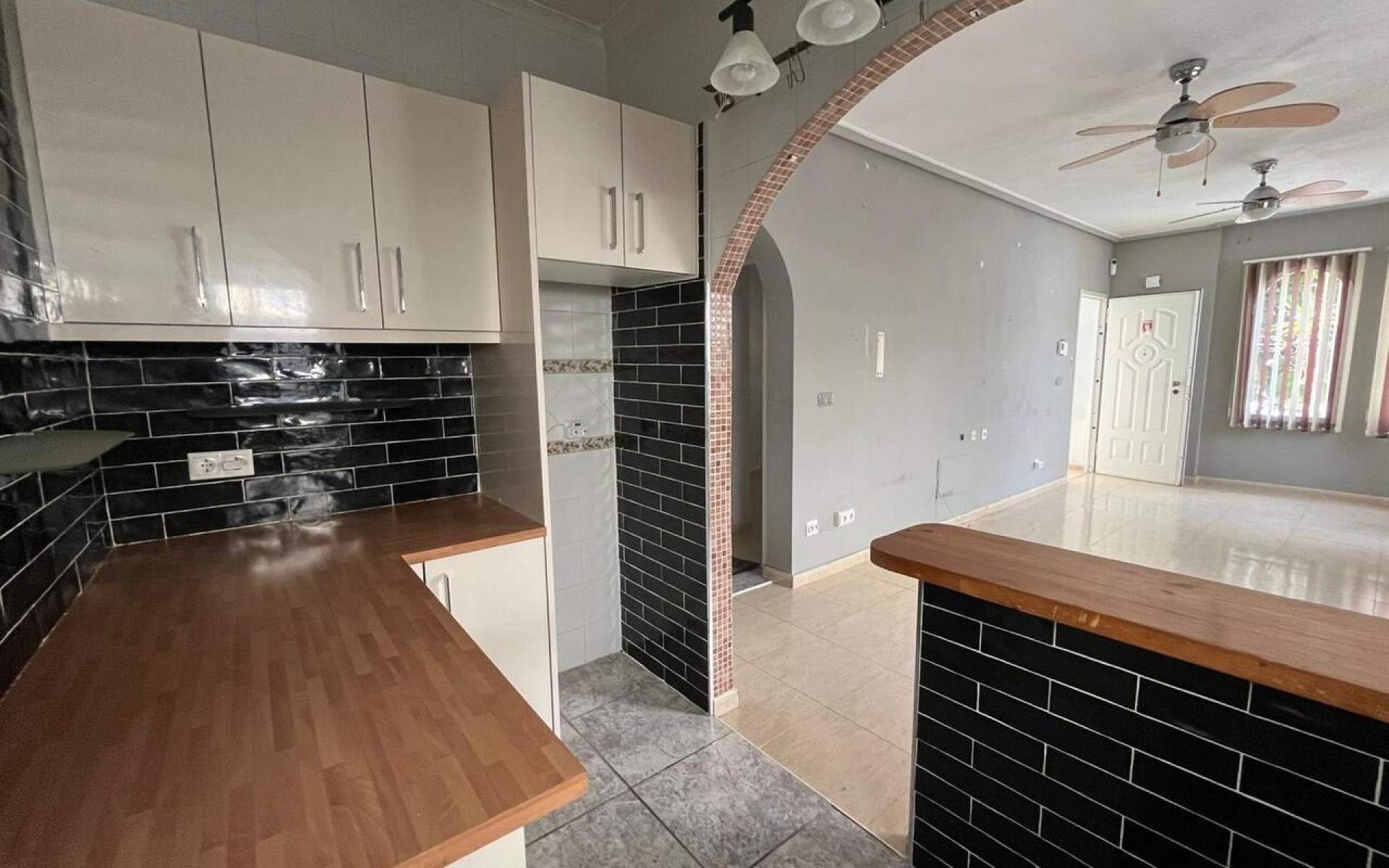 Resale - Villa - Algorfa