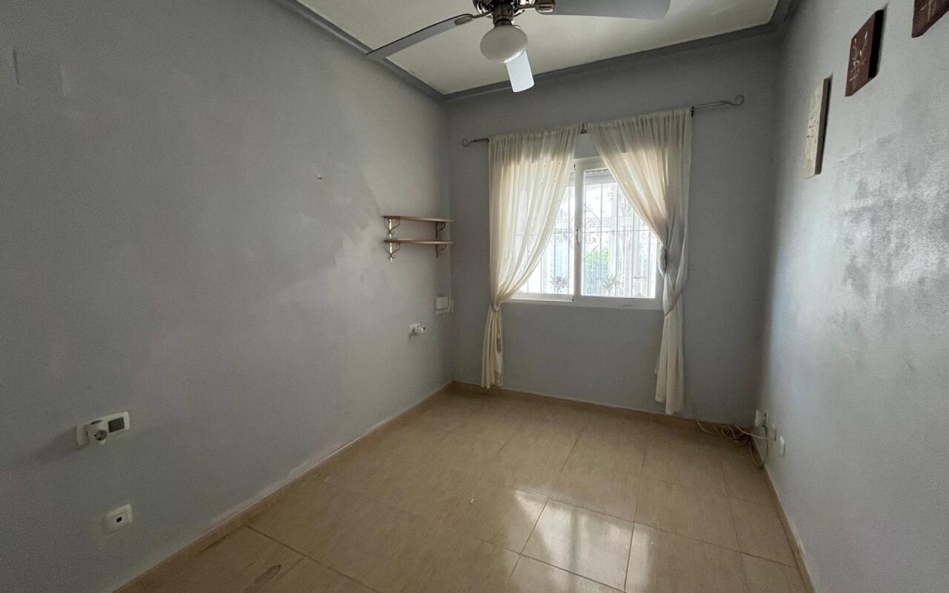 Resale - Villa - Algorfa