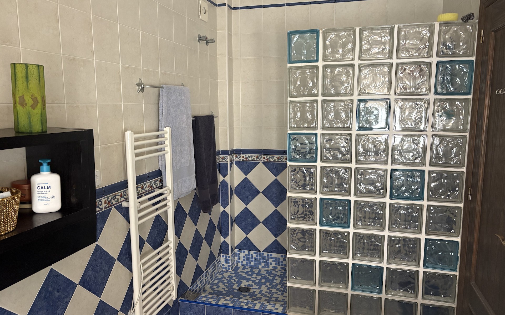 Resale - Villa - Algorfa