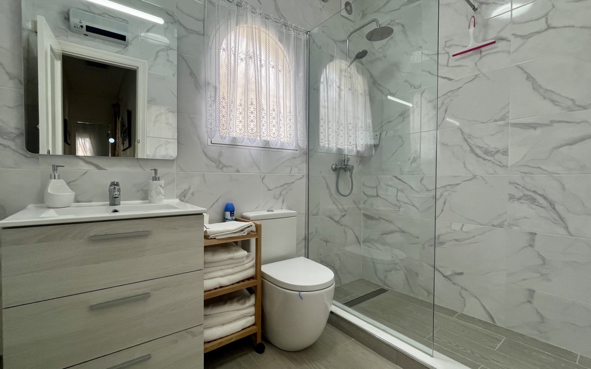 Resale - Villa - Algorfa