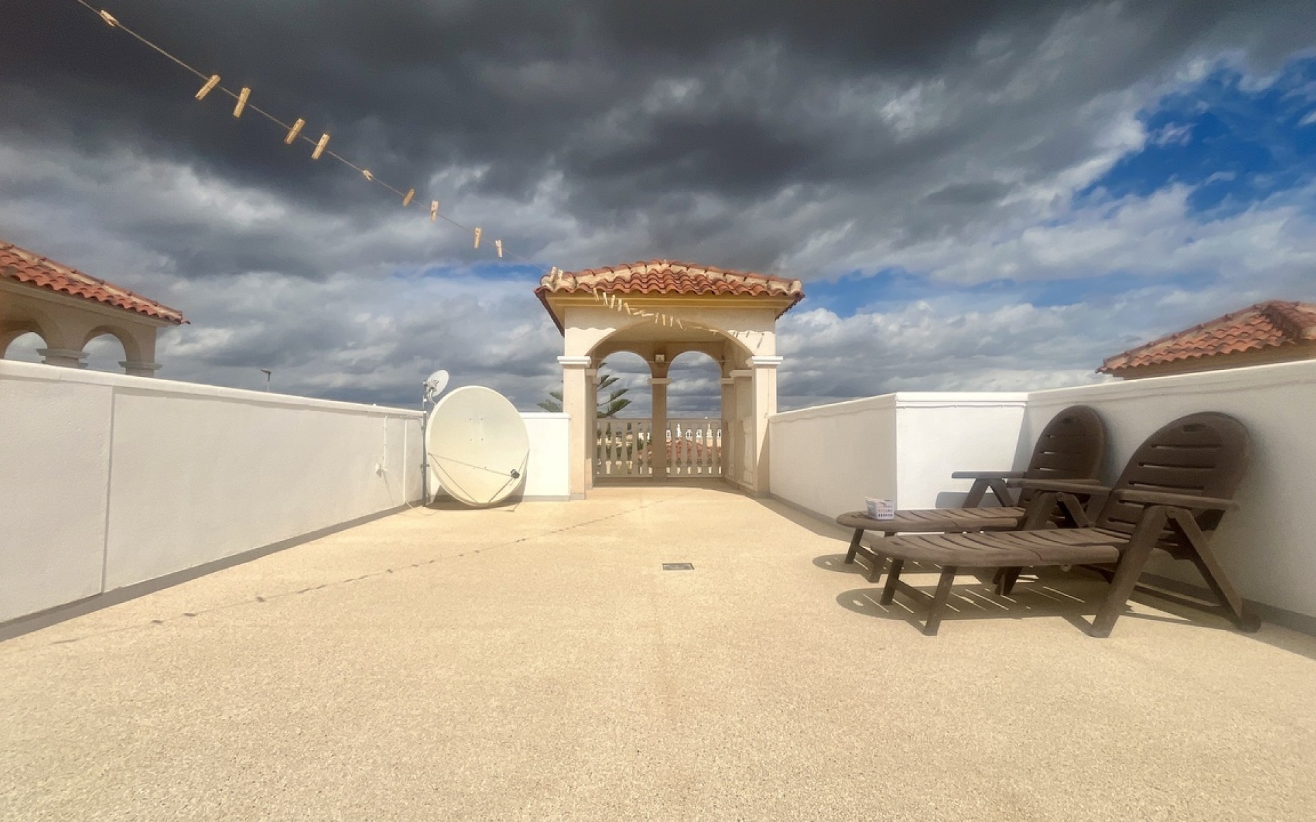 Resale - Villa - Algorfa