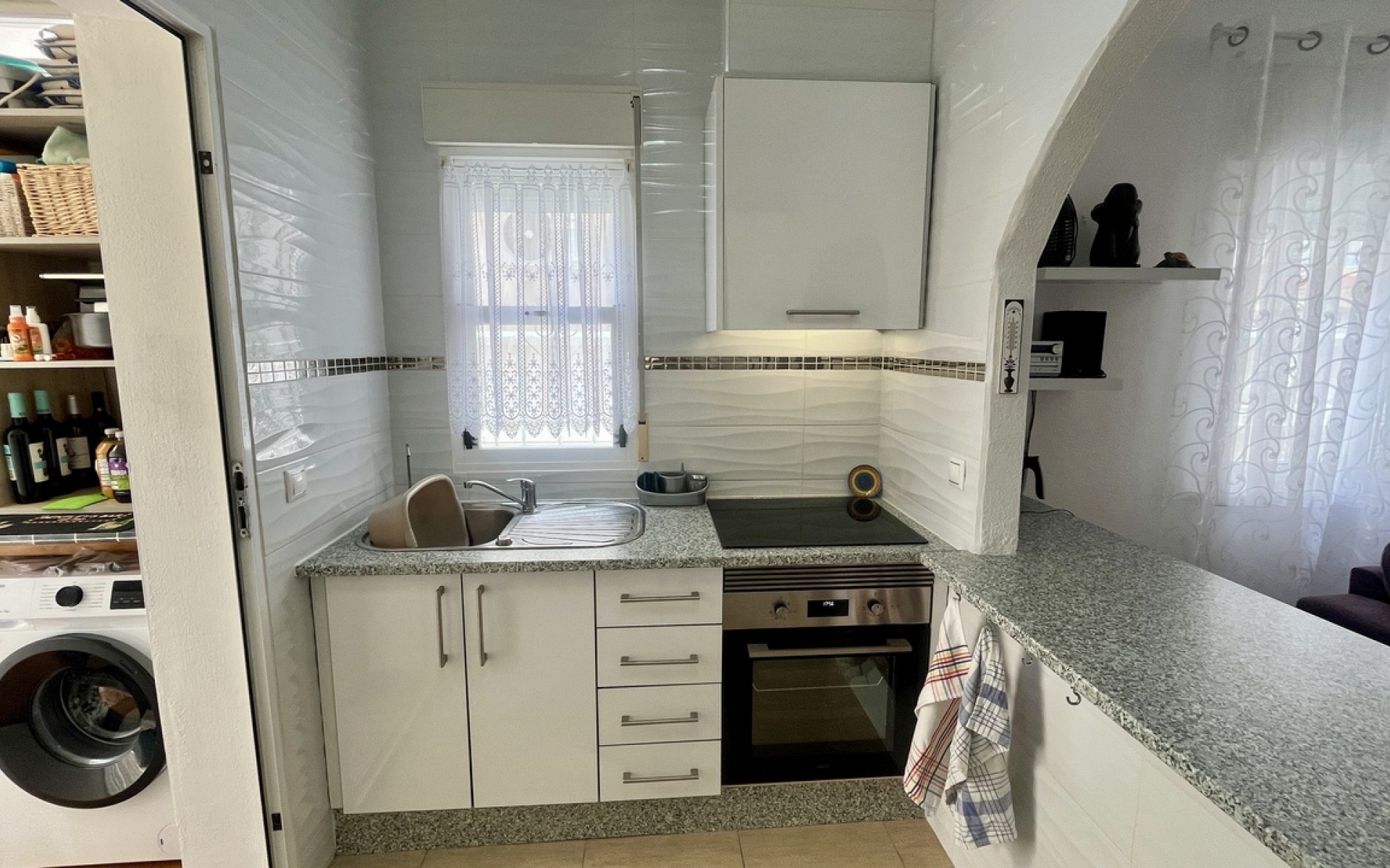 Resale - Villa - Algorfa