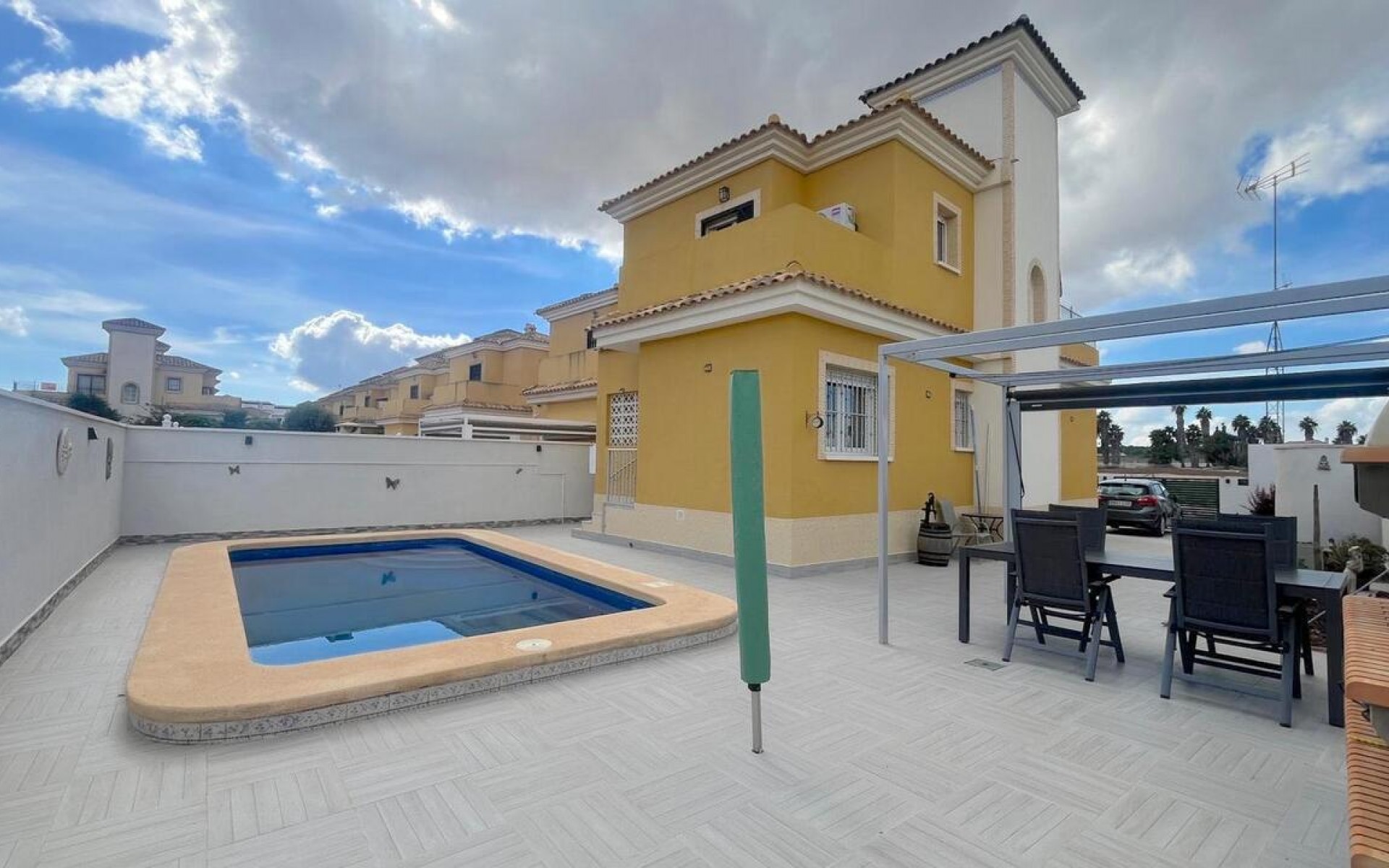 Resale - Villa - Algorfa
