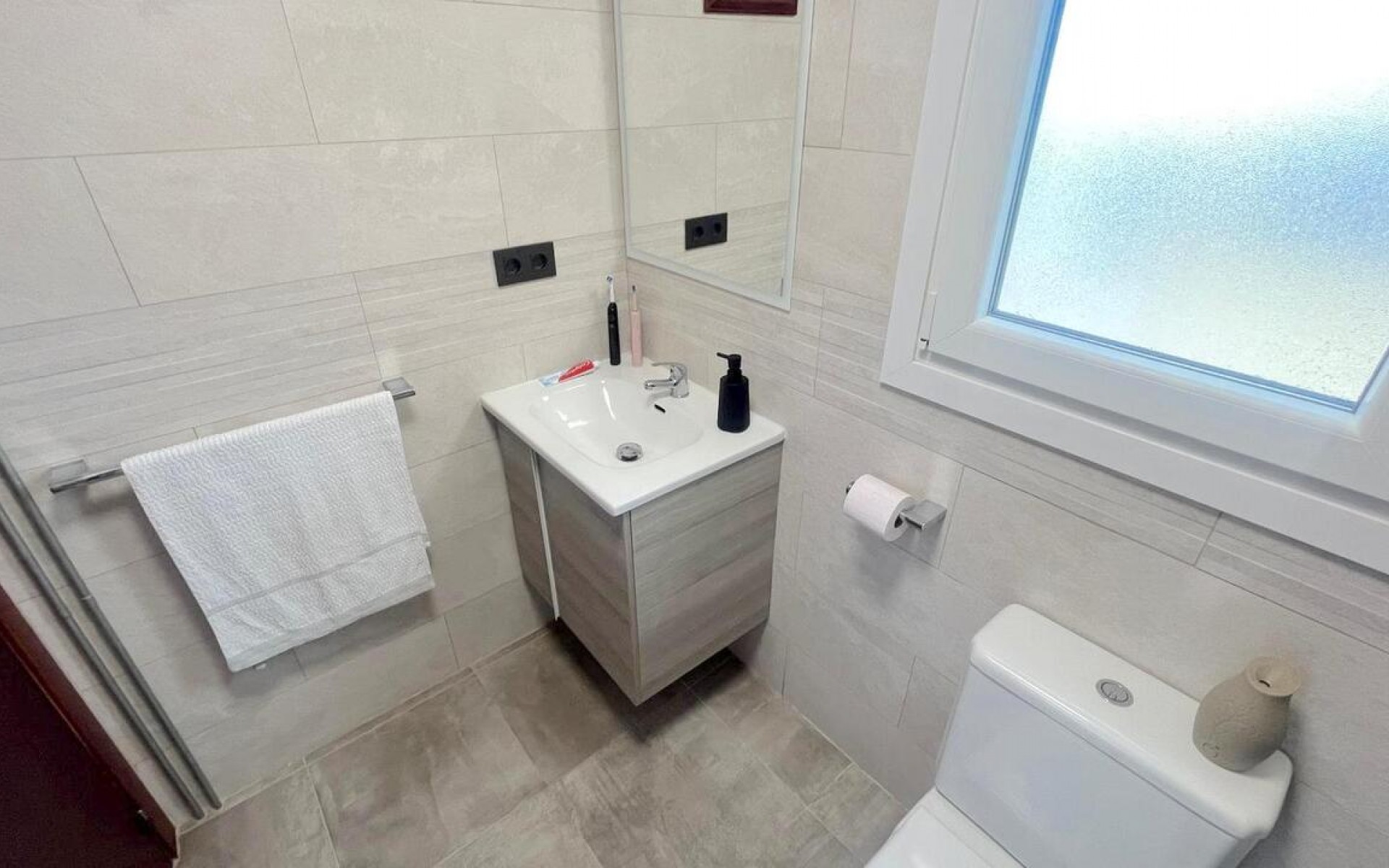 Resale - Villa - Algorfa