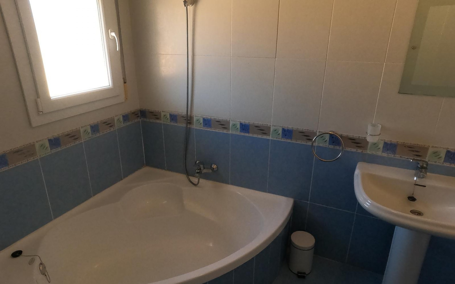 Resale - Villa - Algorfa