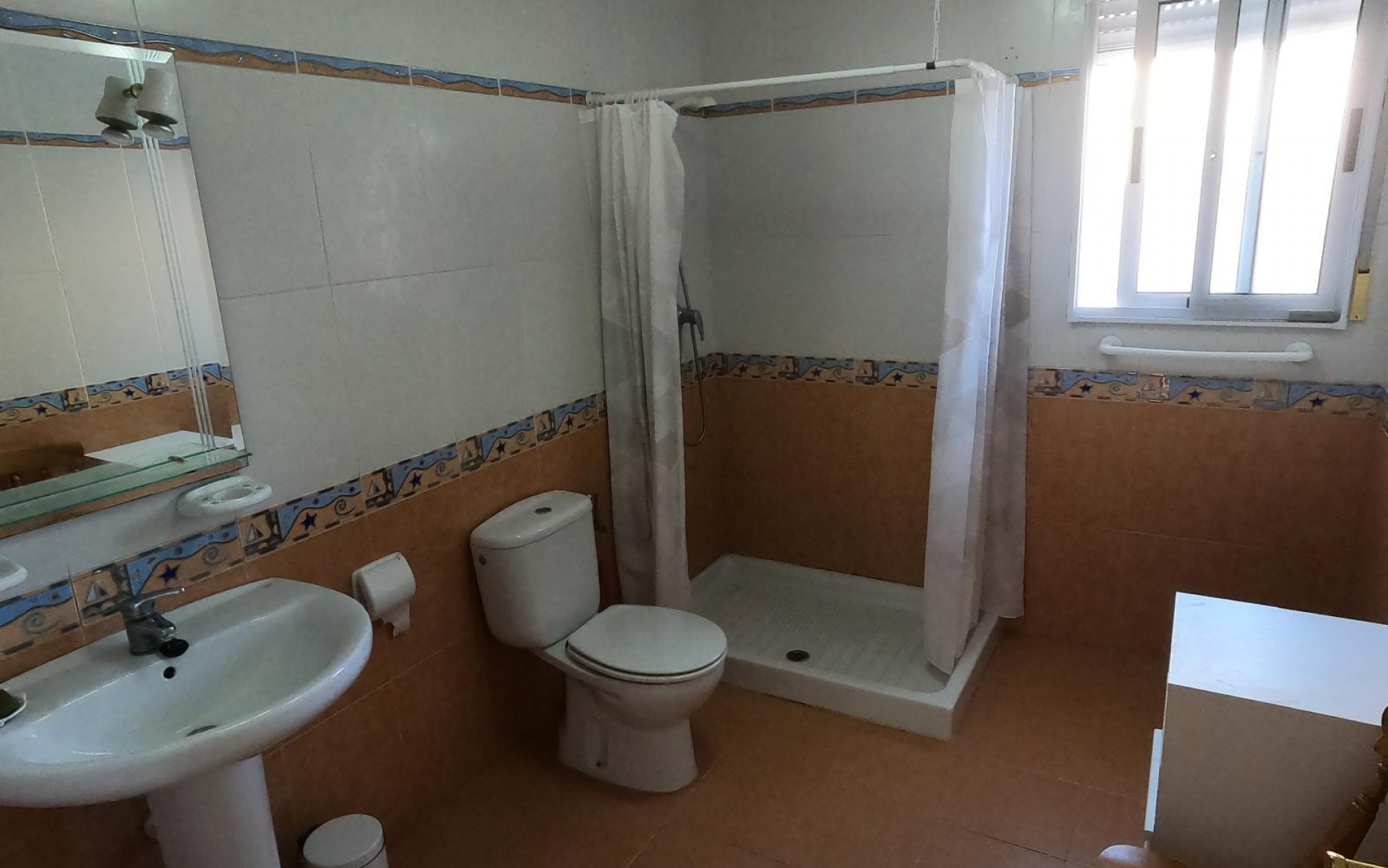 Resale - Villa - Algorfa