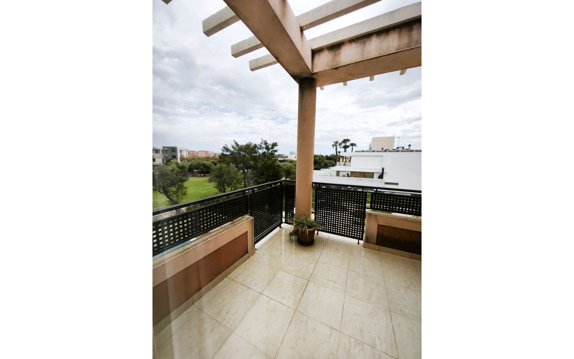 Resale - Villa - Alicante - Alicante Centro