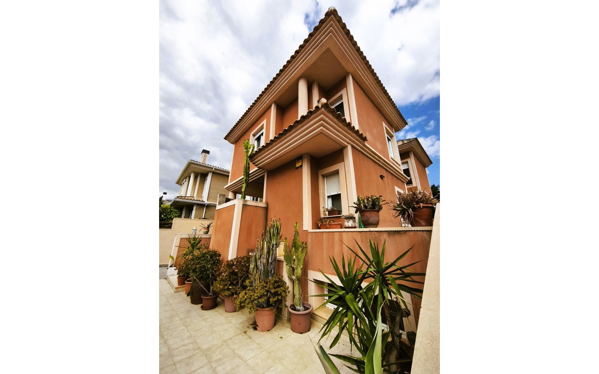 Resale - Villa - Alicante - Alicante Centro