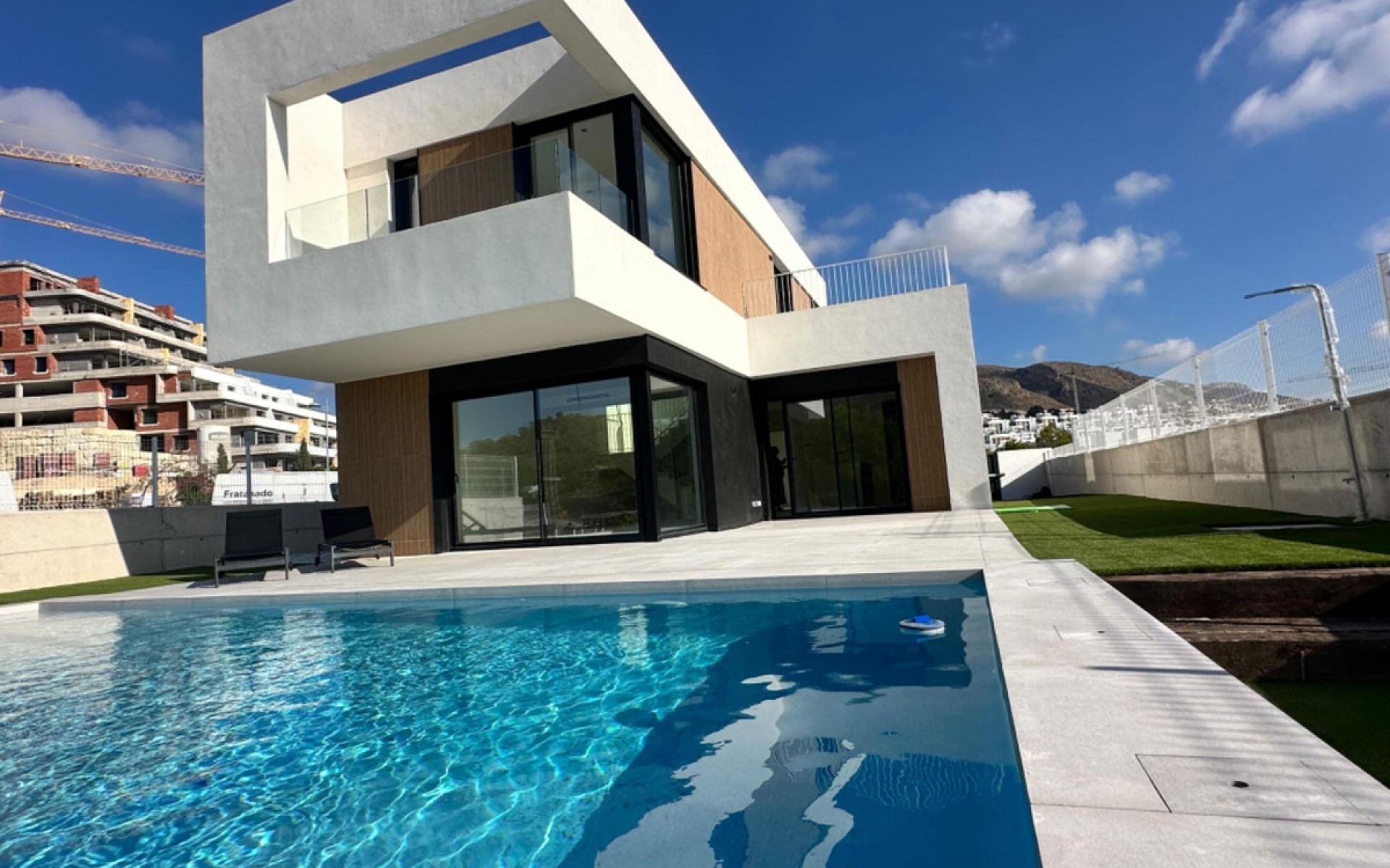Resale - Villa - Alicante - Alicante Centro